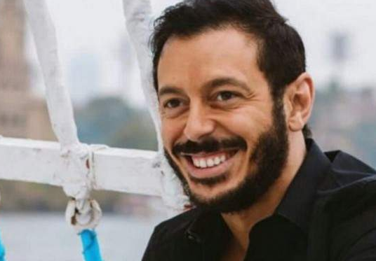 مصطفى شعبان يعلن عودته للسينما